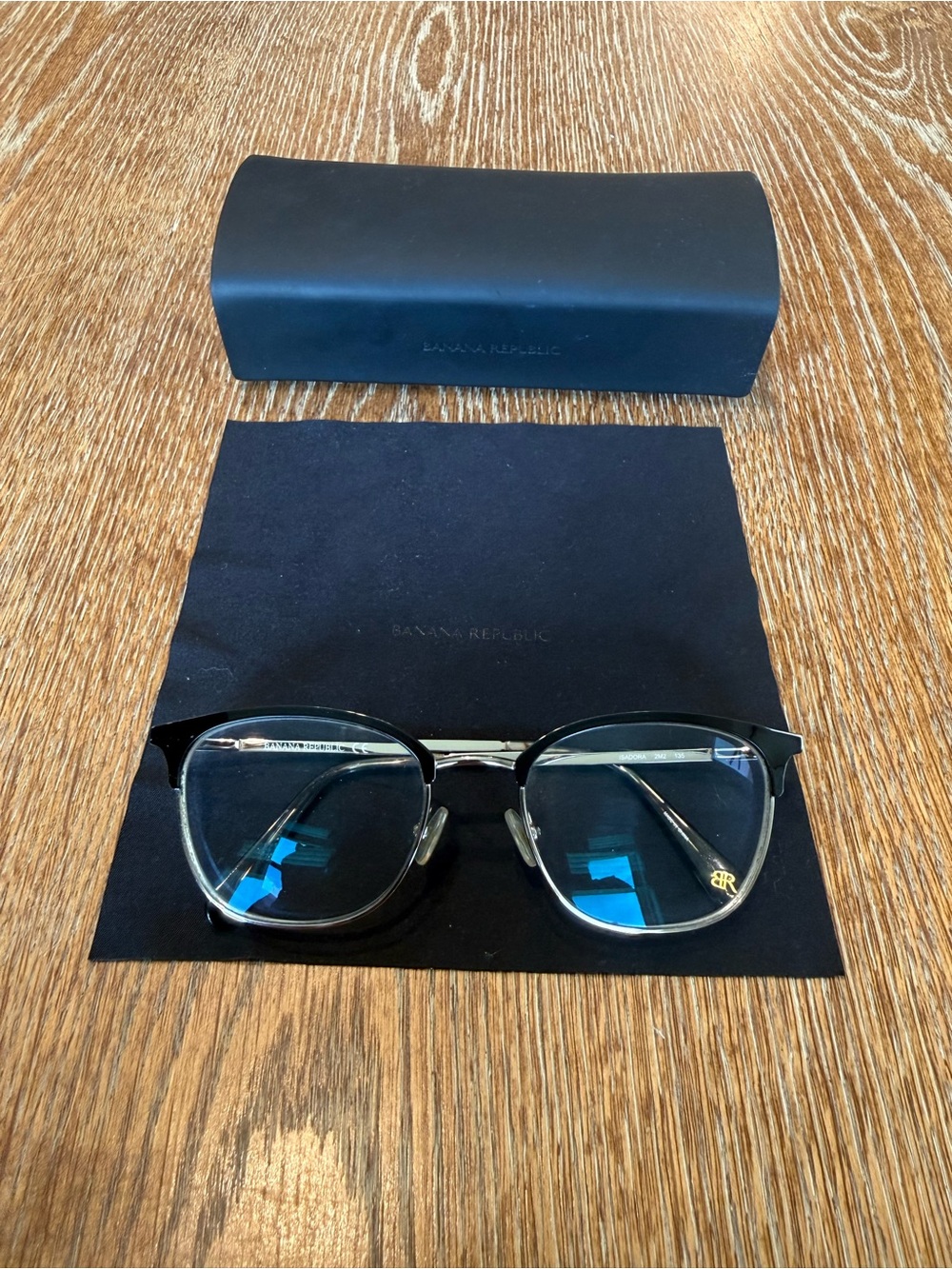 Banana Republic Isadora Eyeglass Frames + Case – Black/Silver and cloth